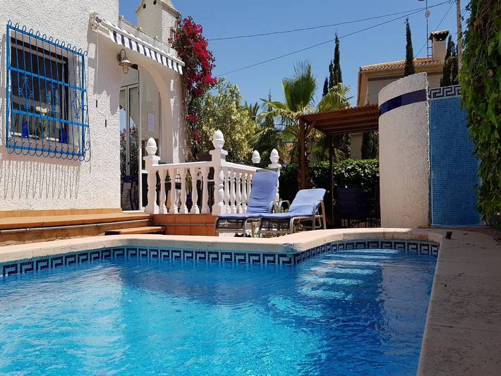 Holiday home for 10 people, with garden and balcony - 1