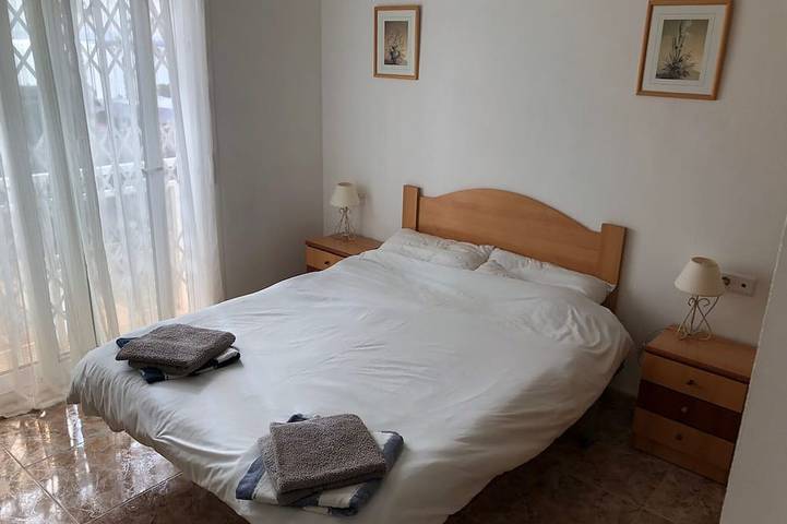 Appartement entier, Vues incroyables sur la mer, première ligne de la mer! in Playa de Aguamarina (Orihuela), Orihuela