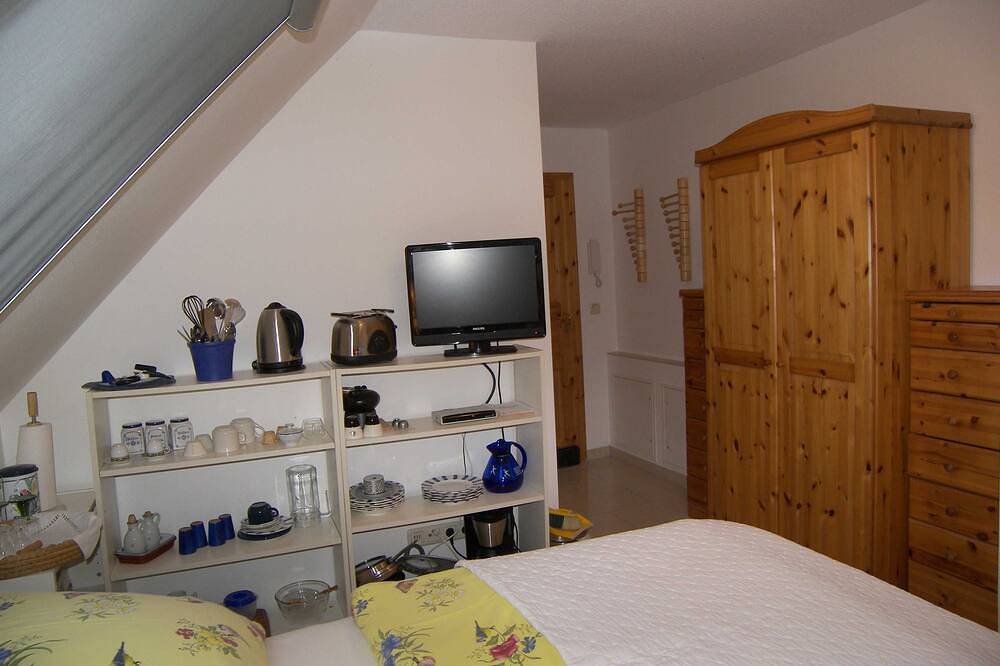 Ferienzimmer 3 Kiebitz - Ferienhaus 1A - 15 Fahrrad-Minuten bis zum in Gothen, Heringsdorf