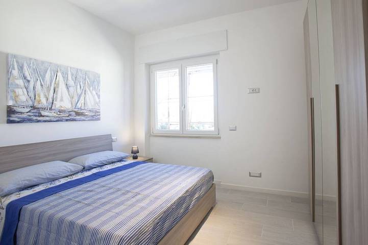 Appartamento intero, Appartamento 2-3 persone con balconcino parcheggio privato a 200 mt dal mare in Anzio, Provincia di Roma