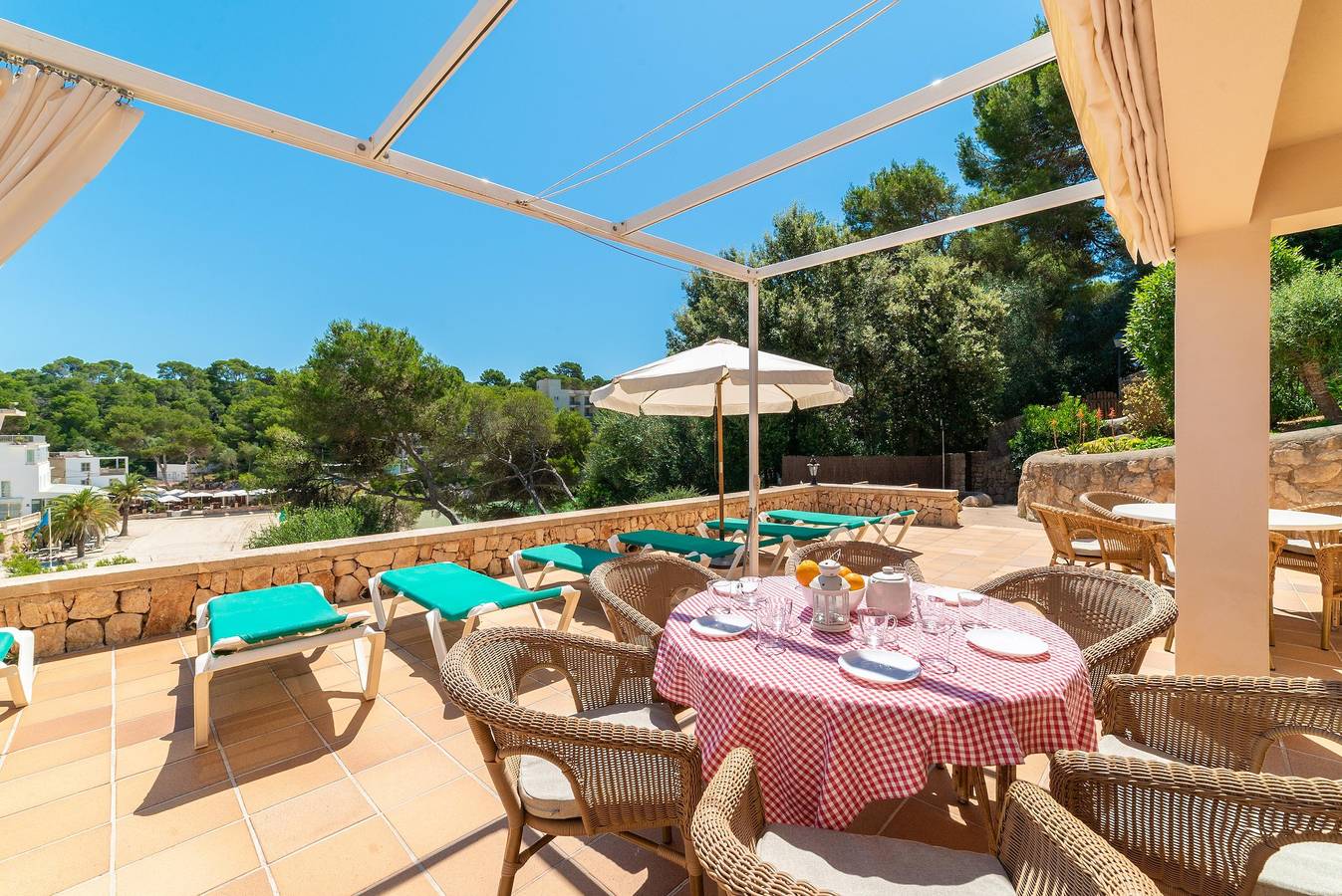 Ferienhaus 'Sa Trona' mit Meerblick, privater Terrasse und Wlan in Cala Santanyí, Santanyí
