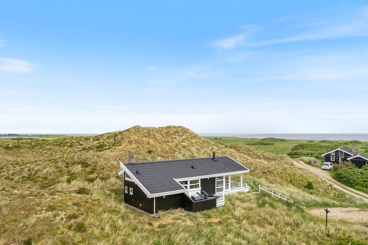 Villa for 6 personer, med udsigt og balkon/terrasse såvel som terrasse og sauna - 1