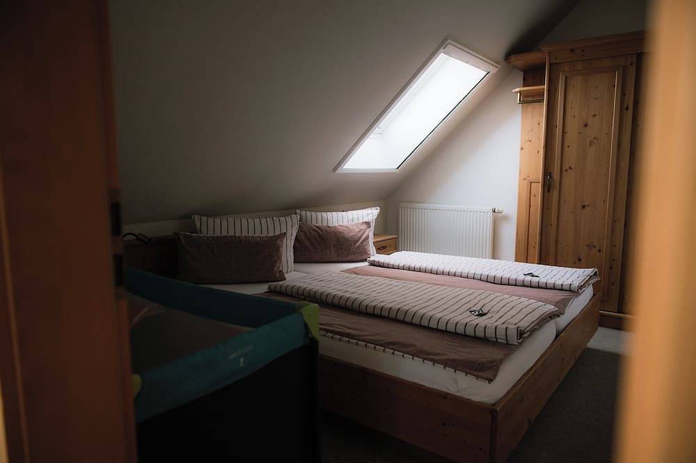 Ganze Wohnung, Moderne Ferienwohung mit Badewanne (100qm) in Spalt, Fränkisches Seenland