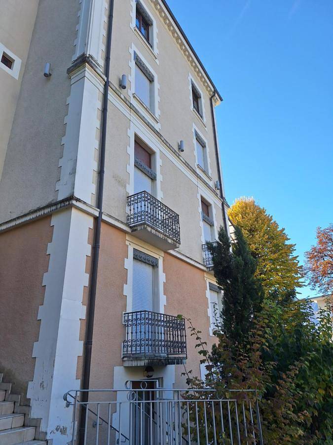 Gîte pour 4 personnes, avec vue sur le lac et vue dans Parc du Bois Vidal - 2
