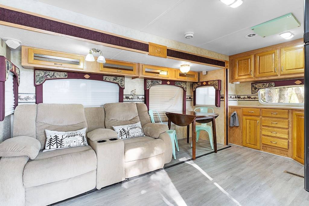 Hernando Eco Nest Lakeside Retreat in Citrus County