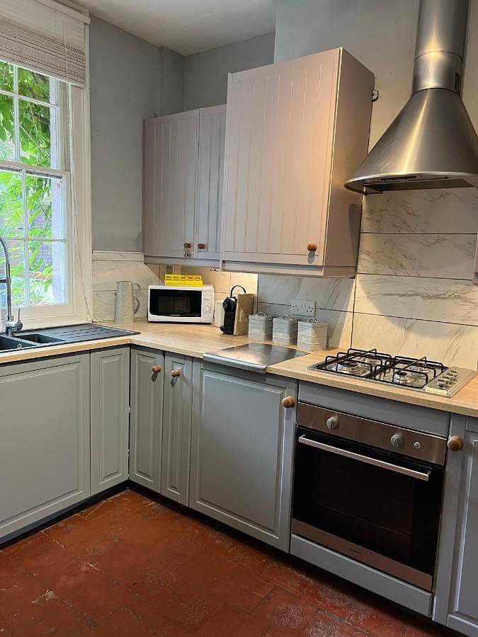Two-Bedroom House in Tewkesbury, Gloucestershire