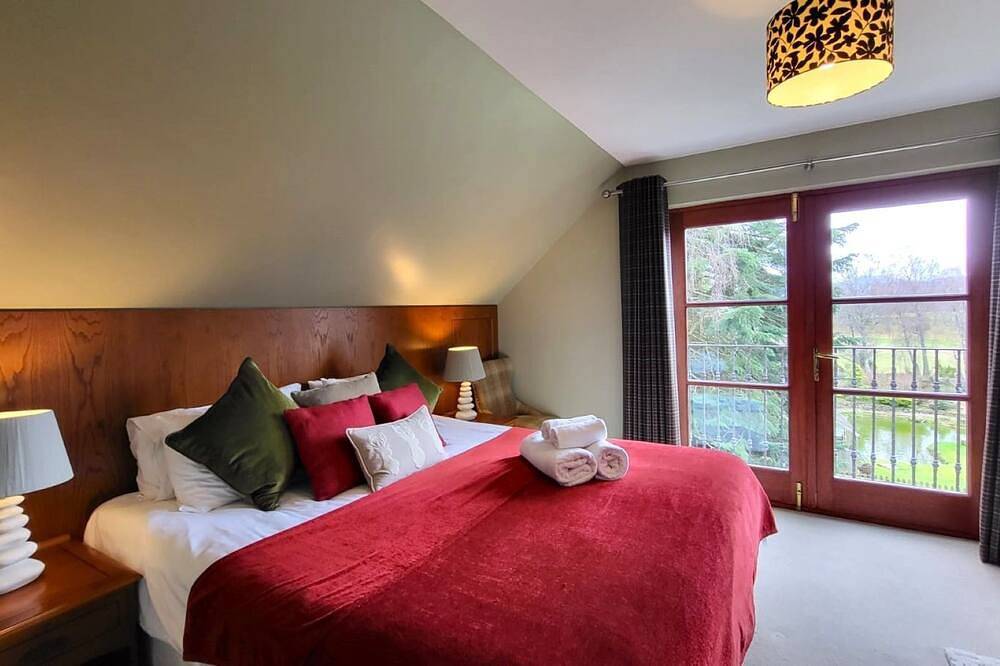 Red Squirrel Lodge - Retreat Group in Boat of Garten, Highlands