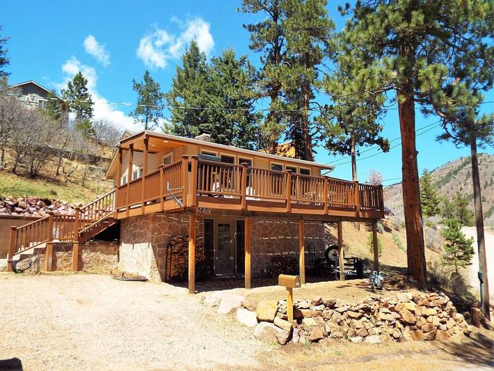 Log cabin for 5 people, with terrace in Pikes Peak