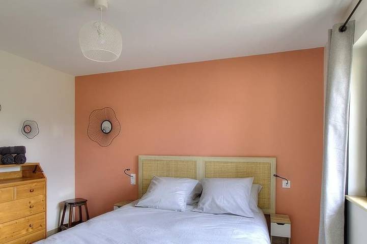 Location de vacances pour 15 personnes à Chambost-Longessaigne - 2