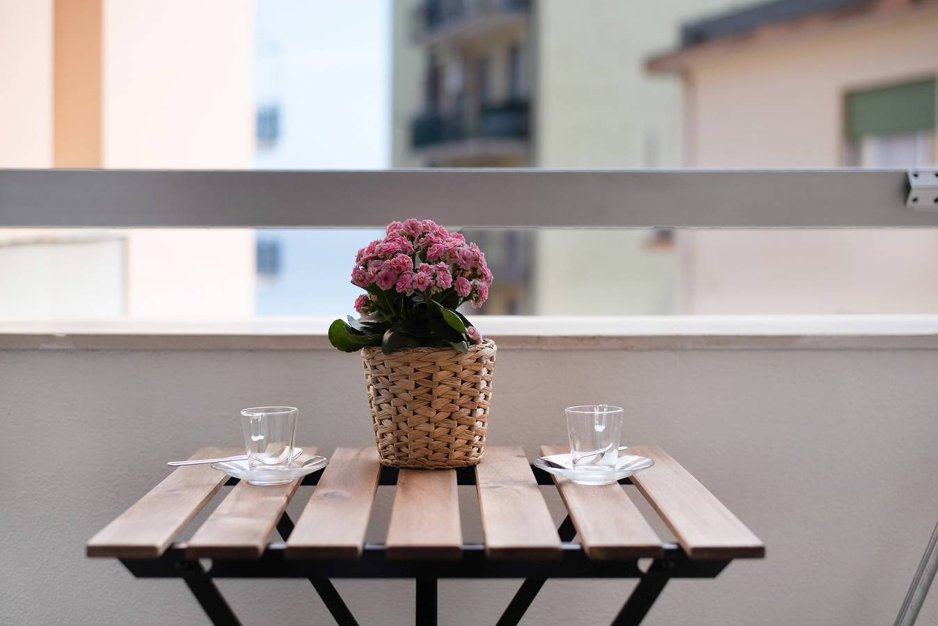 Appartamento intero, Appartamento 'Casa Cogoleto Terrace and Parking' con vista mare, Wi-Fi e aria condizionata in Spiaggia dello Scandolaro, Cogoleto