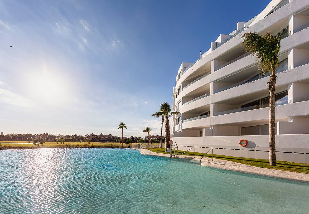 Apartamento entero, Homity Ático + Piscina in Playa Granada, Motril
