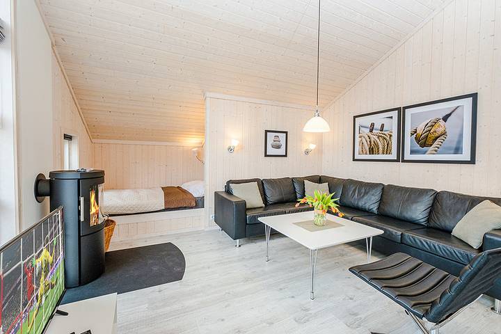 Ferienhaus für 8 Personen, mit Sauna und Whirlpool sowie Terrasse in Großenbrode - 4