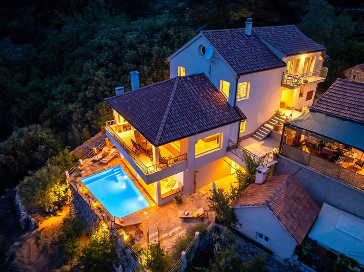 Dom dla 10 osób, z ogród i basen, zwierzęta dozwolone w Hvar (wyspa)