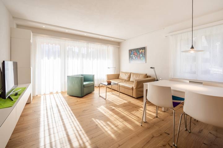 Ferienwohnung für 4 Personen, mit Balkon in Laax