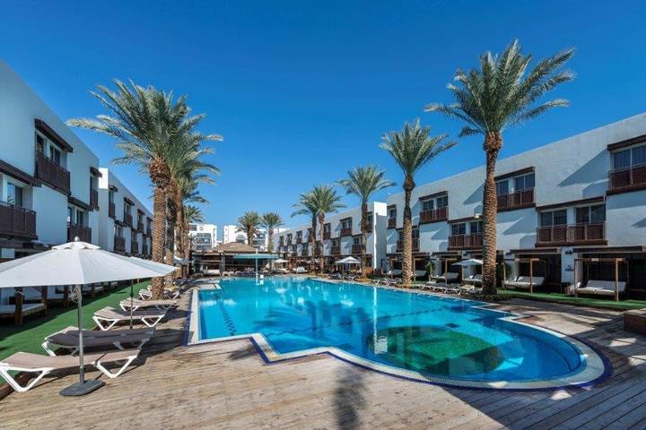 Hôtel pour 4 personnes, avec bassin pour enfant et vue ainsi que jardin et piscine à Eilat