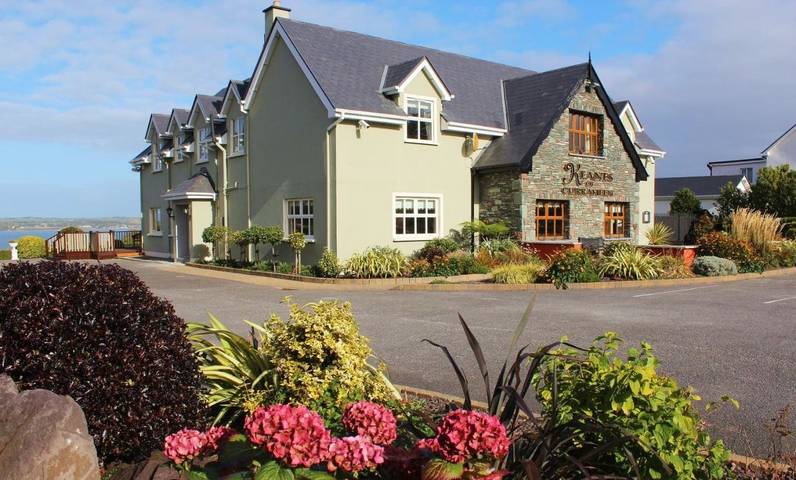 BnB für 2 Personen, mit Terrasse und Garten sowie Ausblick auf der Dingle Halbinsel