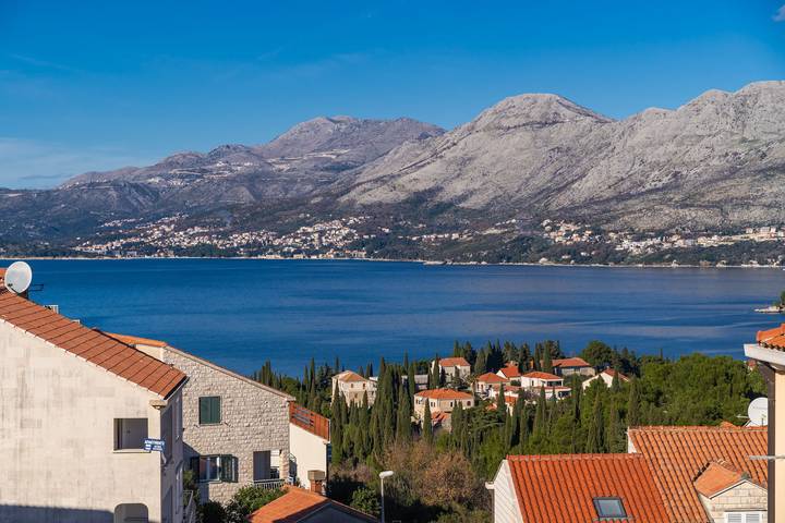 Location de vacances pour 5 personnes, avec balcon et vue sur l’océan en Croatie