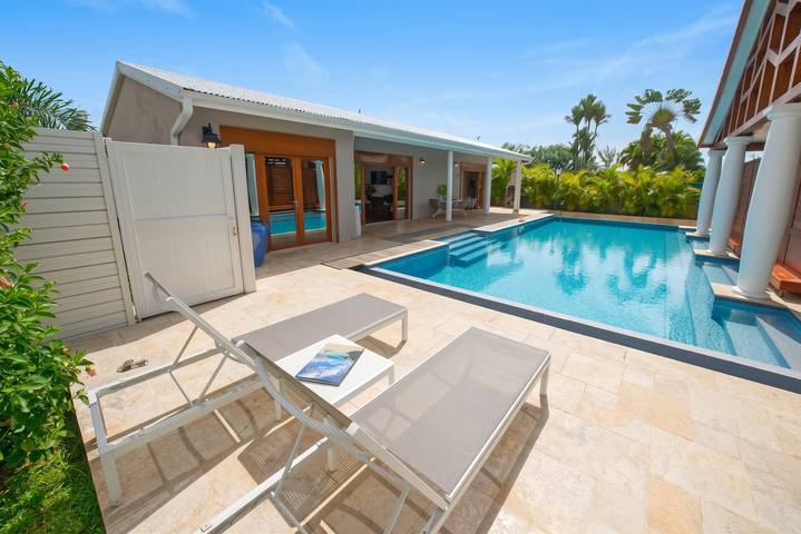 Villa encantadora en Le Lamentin con piscina in Le Lamentin, Martinica