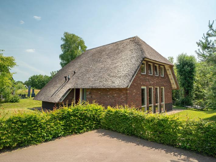 Bungalow für 12 Personen, mit Balkon/Terrasse und Sauna sowie Terrasse - 1