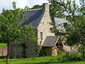 Gîte pour 7 personnes, avec jardin et terrasse dans Saint-Ébremond-de-Bonfossé