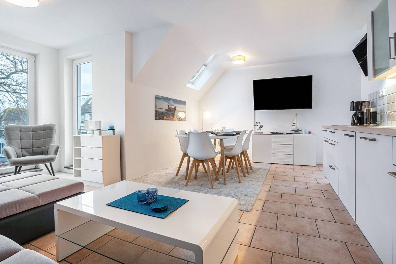 Entire apartment, Apartment 'Haus Annelie Fewo 2' with Private Terrace, Shared Garden and Wi-Fi in Dranske, Ruegen