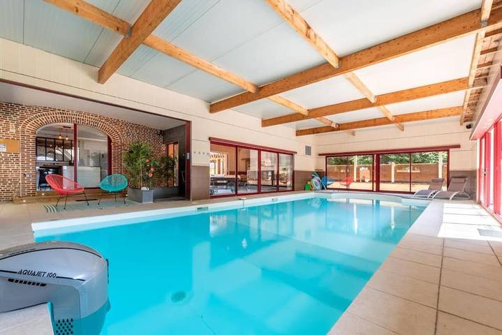 Gîte pour 15 personnes, avec sauna et piscine ainsi que vue et jardin, animaux acceptés à Gerponville
