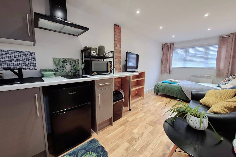 Ganze Wohnung, Your London Escape - Cosy Studio w parking in London, Südostengland