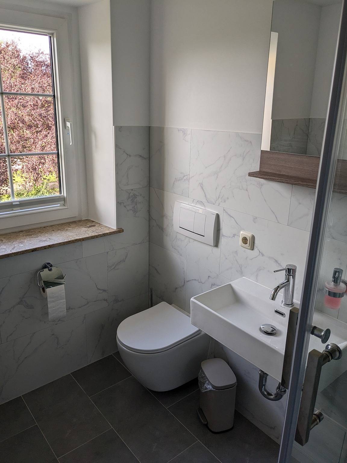 Entire apartment, Apartment 'Ferienwohnung Wiesenduft' with Shared Pool, Shared Terrace and Wi-Fi in Klipphausen, Region Meissen