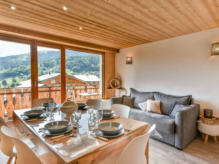 Appartement entier, T2 + Coin Nuit, Balcon, Proche Pistes et Centre, Idéal 6 Pers in Les Gets, Les Portes du Soleil