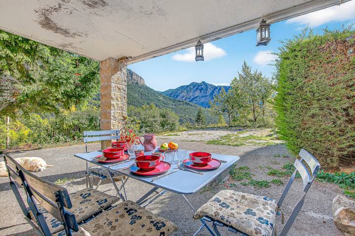 Ferienhaus für 4 Personen, mit Garten, mit Haustier in Alpes-de-Haute-Provence