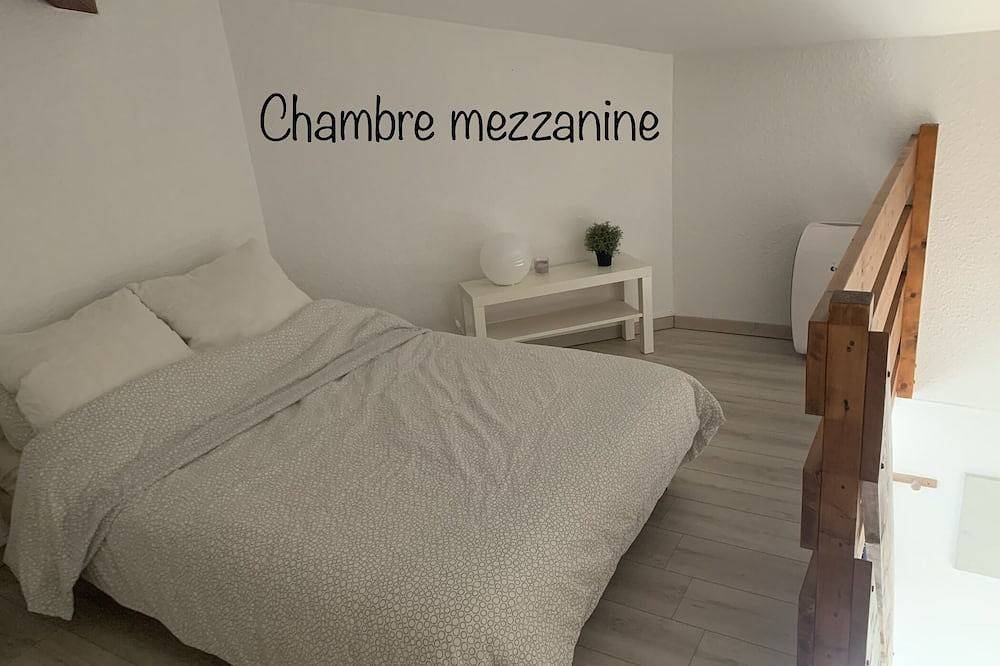 Maison avec jardin à 300m de la plage in Hourtin, Parc naturel régional du Médoc