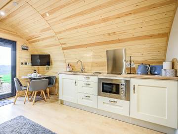 Glamping for 3 People in East Haddon, Northamptonshire, Photo 4