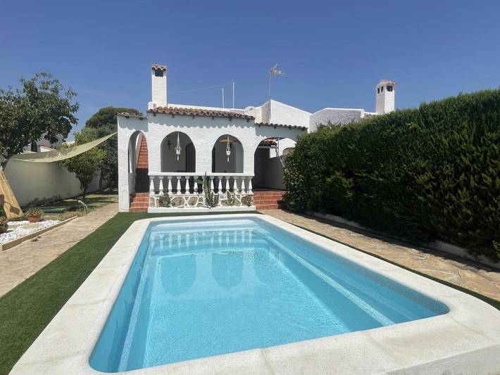 Casa de huéspedes para 6 personas, con jardín en Baix Camp