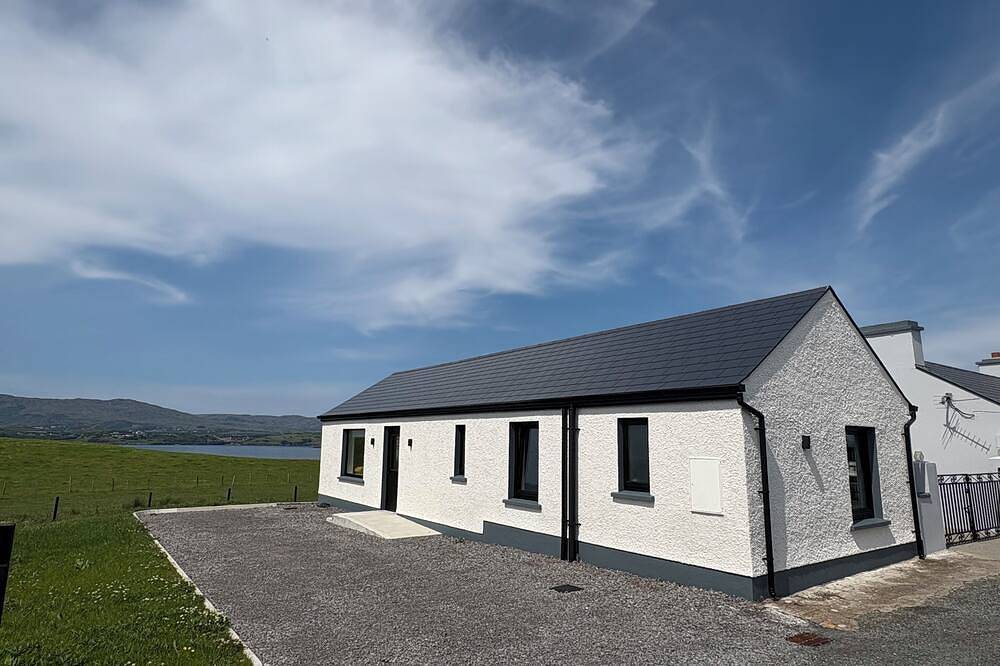 Cannon's Barn | Brand New Renovation | Stylish & New | Ocean Views in Donegal, County Donegal