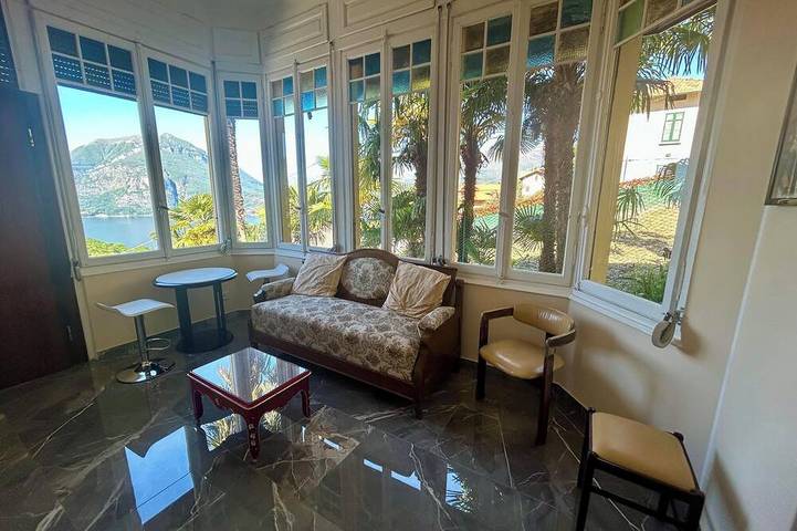 Room in Villa, with private bathroom and kitchen use. in Perledo, Commune de Perledo