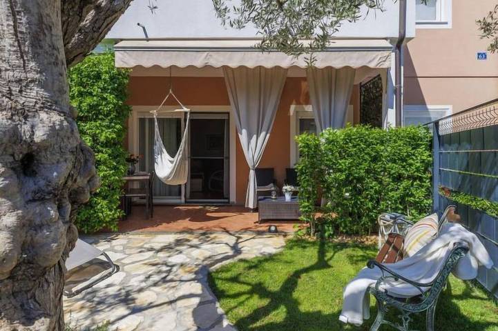 Ferienwohnung für 4 Personen, mit Terrasse und Garten - 1