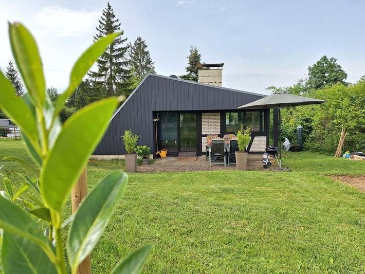 Ferienhaus für 6 Personen, mit Pool und Garten in Gerolstein