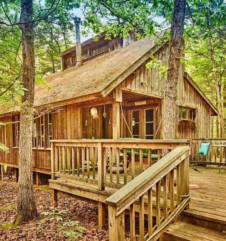 Lodge in Woods, an der, östlich von Dallas in der Nähe von Canton, Tyler & Edom in Van Zandt County