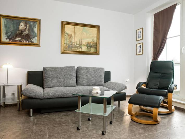 Ganze Wohnung, Ferienwohnung Lütt Kajüt mit Balkon nahe dem Naturstrand in Gollwitz, Nordwestmecklenburg (Wismar und Umgebung)