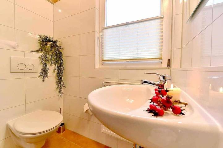 Ganze Wohnung, Seerose mit Whirlpool inkl. Nk im Ferienpark Scharmützelsee - Ferienpark in Storkower See, Wendisch Rietz