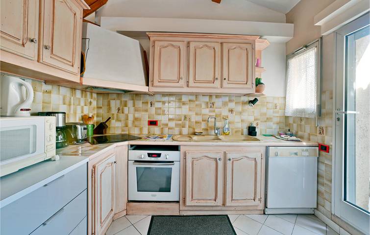 Apartamento Châteaurenard: Aparcamiento, AC, Piscina, WiFi in Châteaurenard, Region de Arles