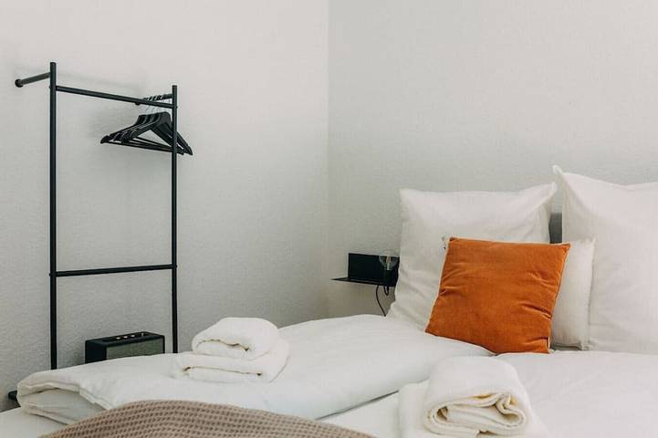 Ganze Wohnung, Boho Meets Modern – The Perfect City Escape in Düsseldorf-Friedrichstadt, Düsseldorf