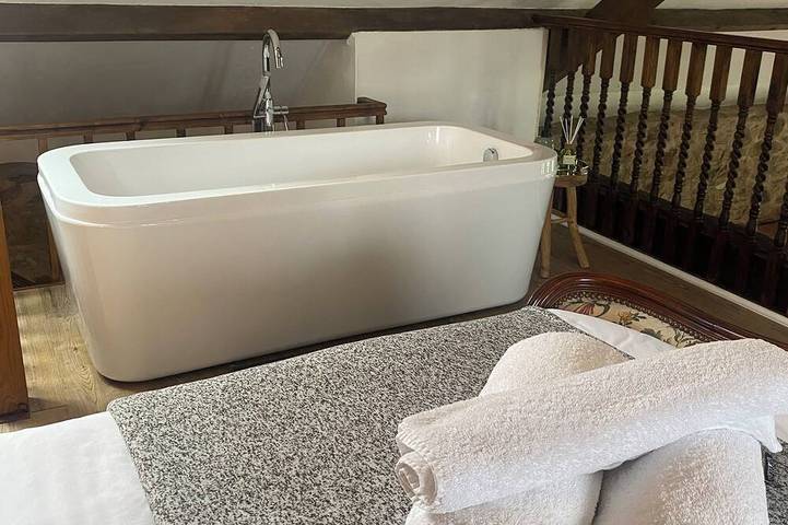 Gîte pour 2 personnes, avec Jacuzzi et Jardin à Saint-Amand (Manche) - 2