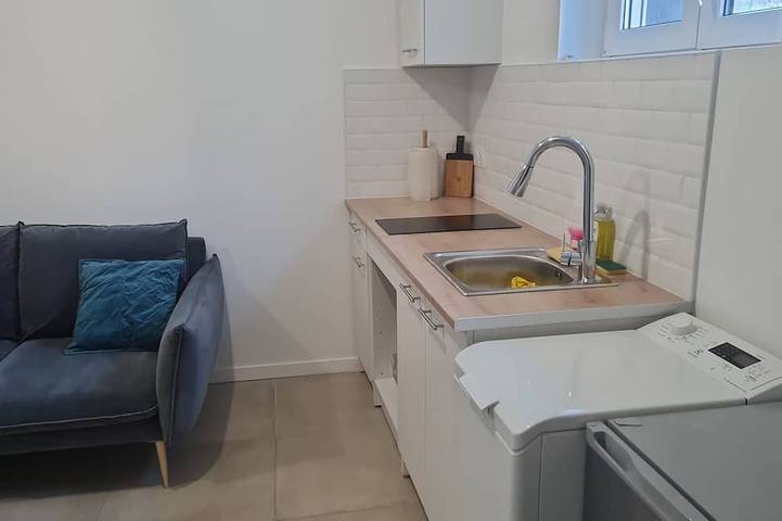 Ganze Wohnung, Apartment just outside Paris in Noisy-le-Sec, Seine-Saint-Denis