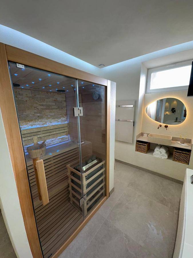 Gîte pour 2 personnes, avec terrasse ainsi que jacuzzi et sauna à Mitry-Mory - 4