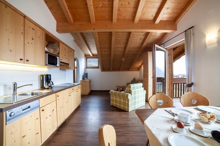 Appartamento intero, Accogliente appartamento 'Gassbauerhof Ober' con balcone, vista sulle montagne e Wi-Fi in Scena, Alpi Sarentine