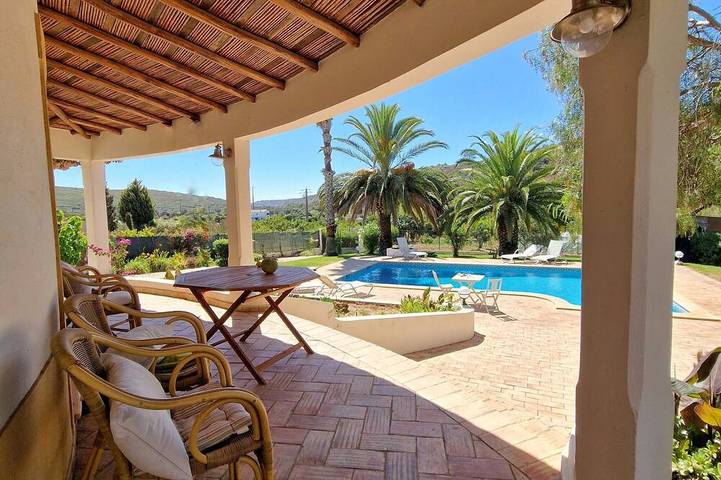 Villa für 8 Personen, mit Garten und Terrasse, mit Haustier