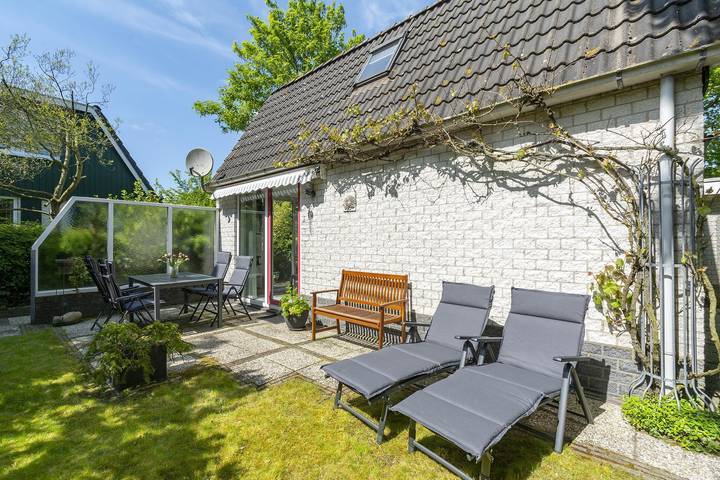 Camping für 4 Personen, mit Balkon/Terrasse und Terrasse sowie Garten in Holländische Küste