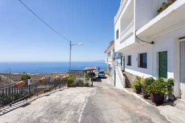 Apartment for 2 People in Tijoco Bajo, Adeje, Photo 2