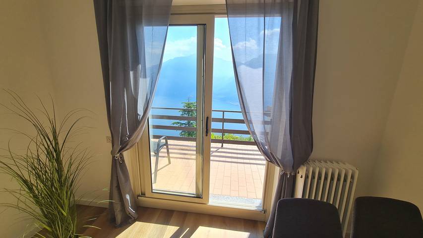 Ferienwohnung für 4 Personen, mit Seeblick und Balkon in Tremosine - 2